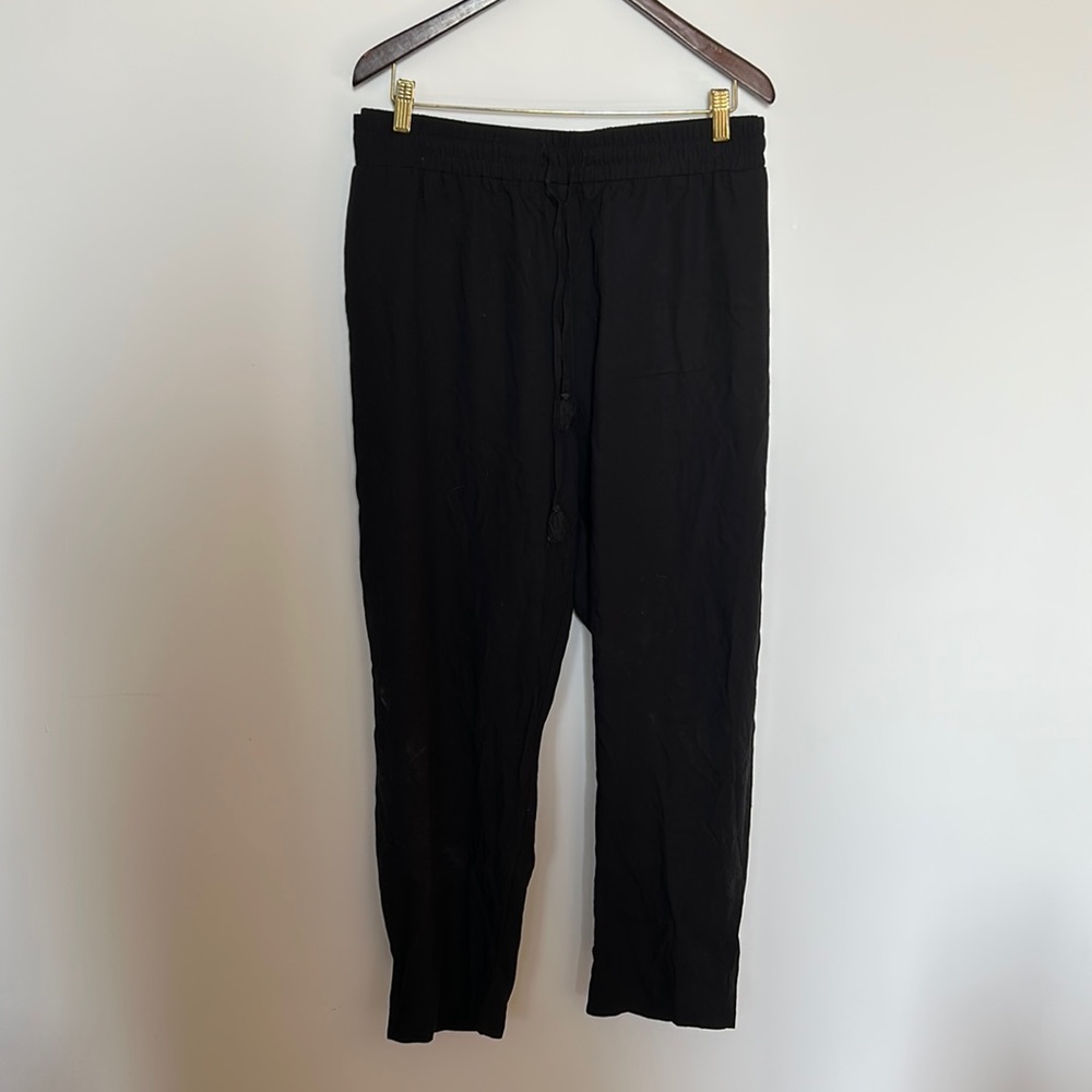 In Every Story joggers from Pennington’s